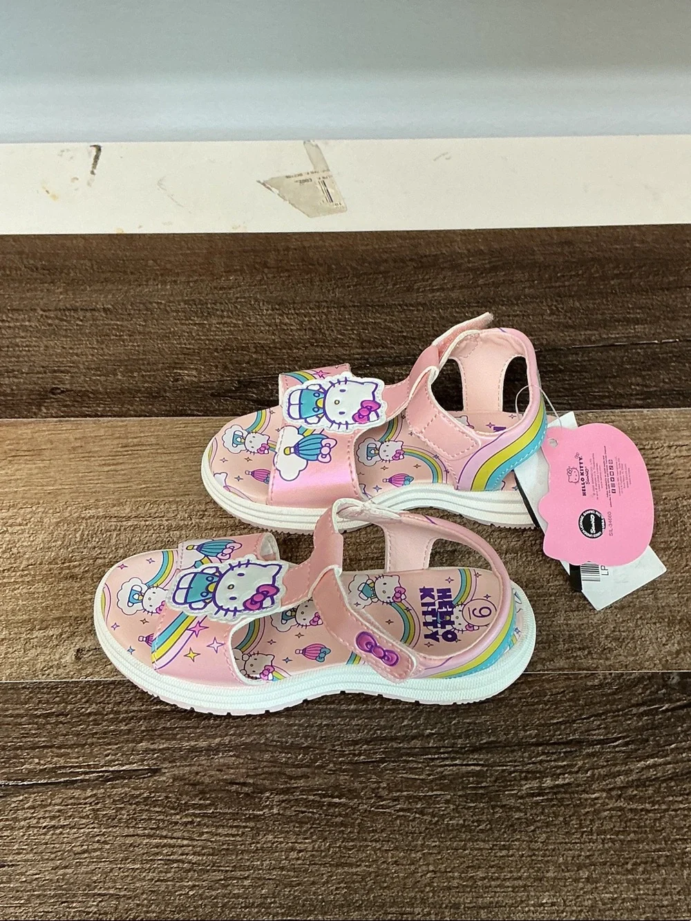 Hello Kitty Pink Rainbow Graphic Girls' Sandals